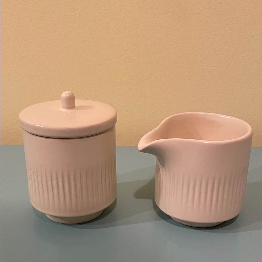 Brand New Citrine Elegant Cream Coloured Minimalist Sugar Dish and Creamer